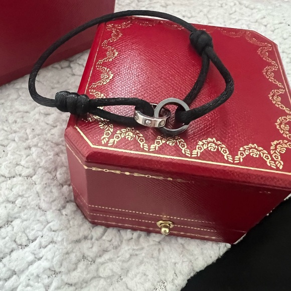 Cartier White Gold & Black Ceramic 4 Diamond
Love Cord Bracelet - Picture 13 of 15